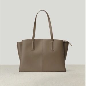 Freja Paloma Vegan Bag in excellent condition